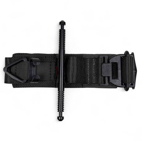 SOF tourniquet in black with windlass and retention clip for limb bleeding control